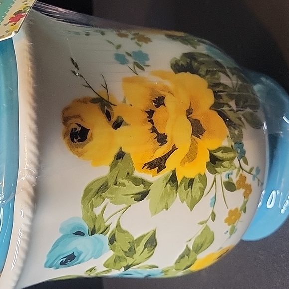 Pioneer Woman Canister - Picture 2 of 4